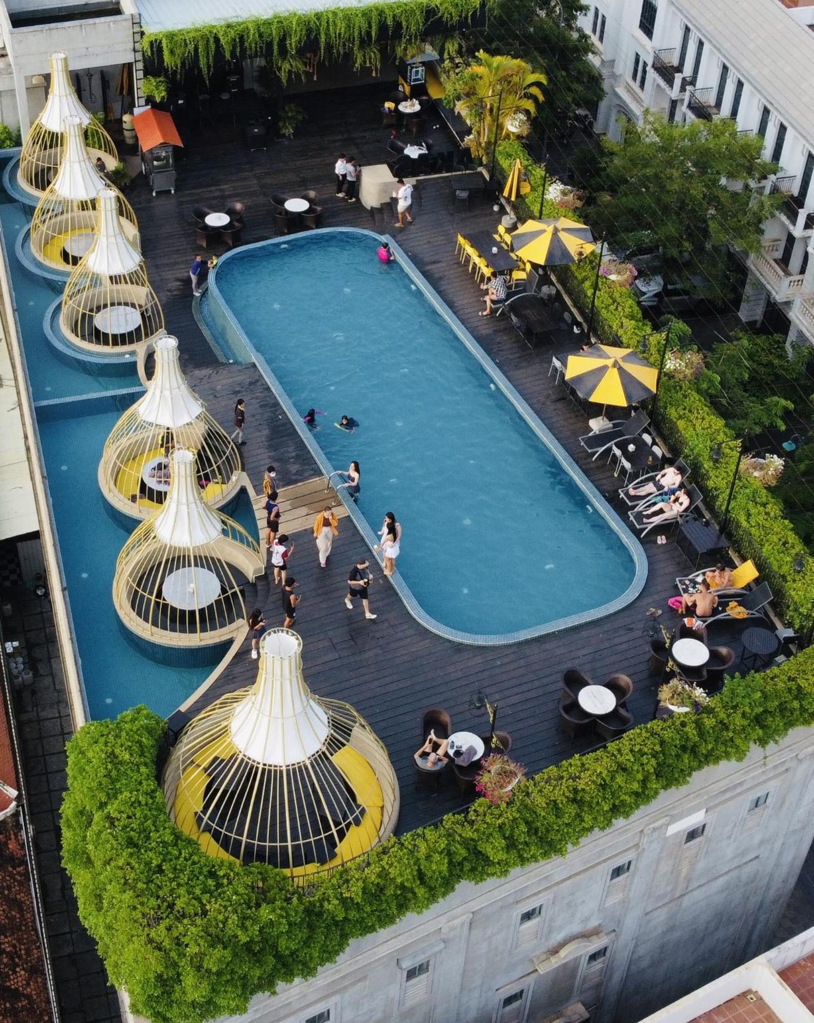 The Twizt - Lifestyle Hostel & Hotel Siem Reap Exterior photo