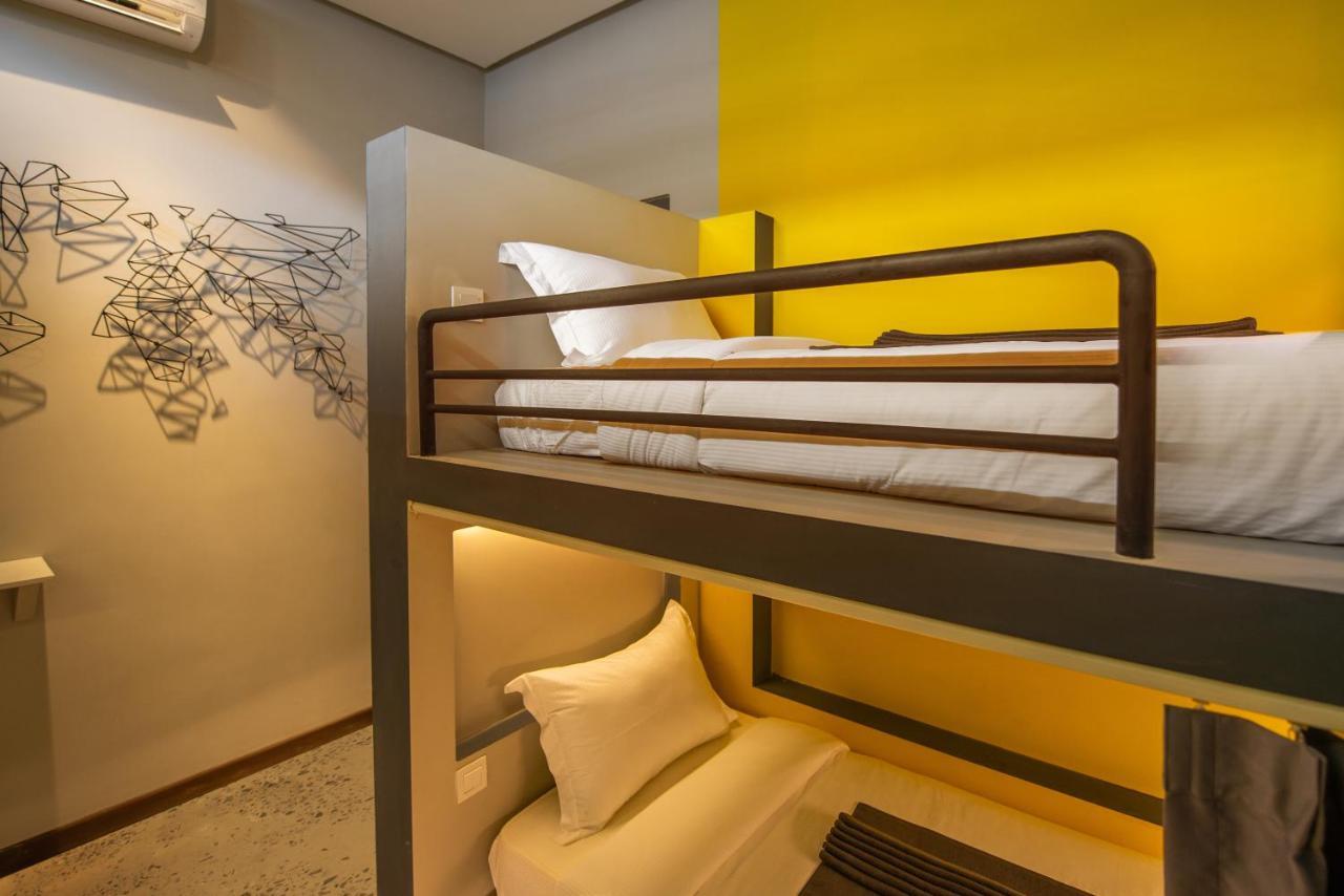 The Twizt - Lifestyle Hostel & Hotel Siem Reap Exterior photo