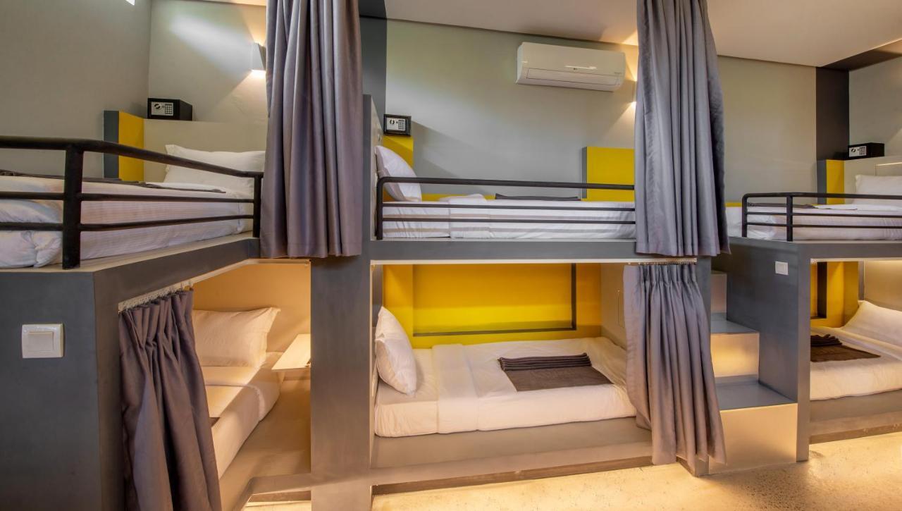 The Twizt - Lifestyle Hostel & Hotel Siem Reap Exterior photo